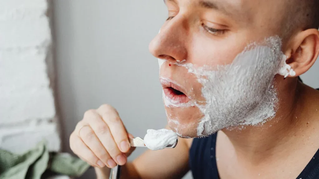 10 Essential Ingredients for Premium Shaving Cream