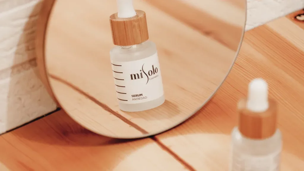 Minimalist Formulations Simplifying Skincare Routines